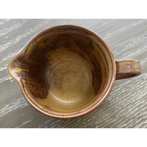 Iron Mountain Stoneware Pottery Roan Creamer Brown, Small Chip On Bottom See Pic - Picture 2 of 11